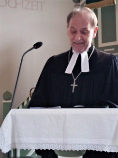 Dekan Günther Klöss-Schuster in Haag