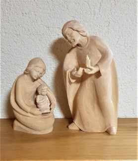 Maria mit Kind, Josef mit Kerze